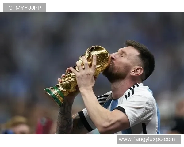 足球明星在世界杯舞台上的辉煌瞬间与传奇故事回顾 足球明星在世界杯舞台上的辉煌瞬间与传奇故事回顾