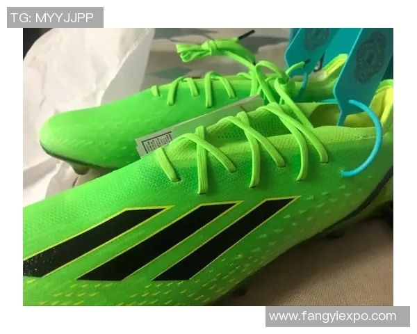 足球明星绿色球鞋的环保之路与时尚风潮的完美结合 足球明星绿色球鞋的环保之路与时尚风潮的完美结合